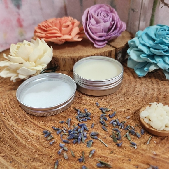 Handmade‎ Lemon Lavender Lip Balm - Picture 3 of 4